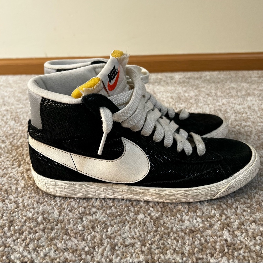 Nike Blazer High Women Shoes Sneakers Lace up High Sequin Black White size 8